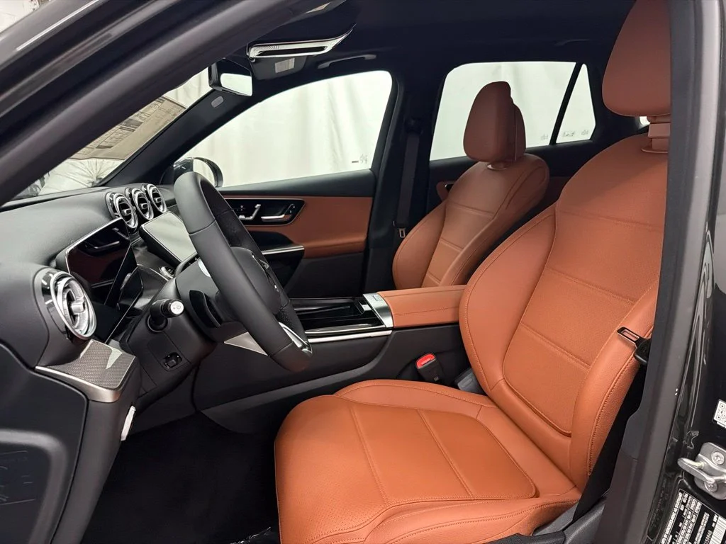 New 2027 Gray Mercedes-Benz GLC 300 image 13