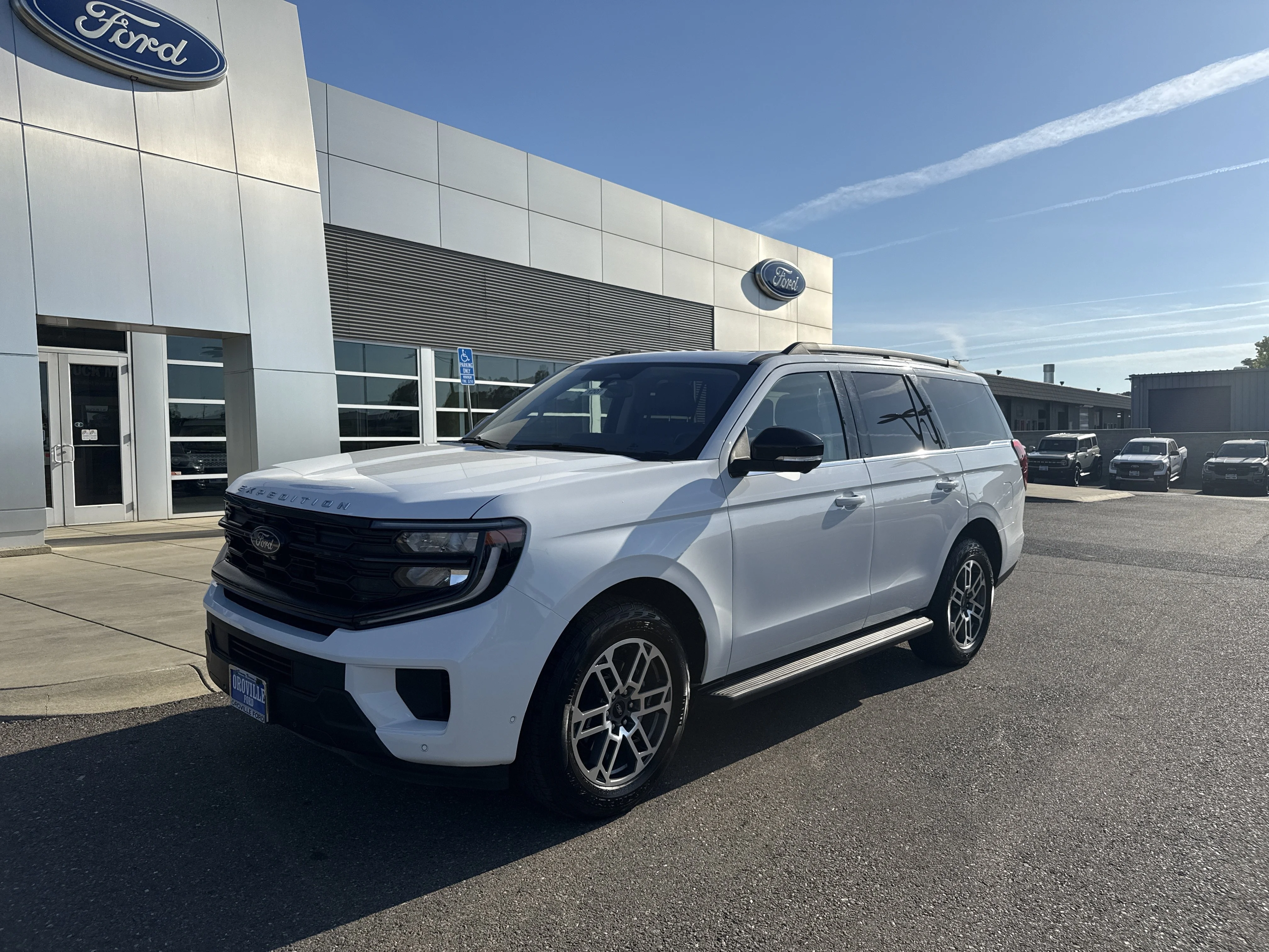 Used 2025 White Ford Active image 1
