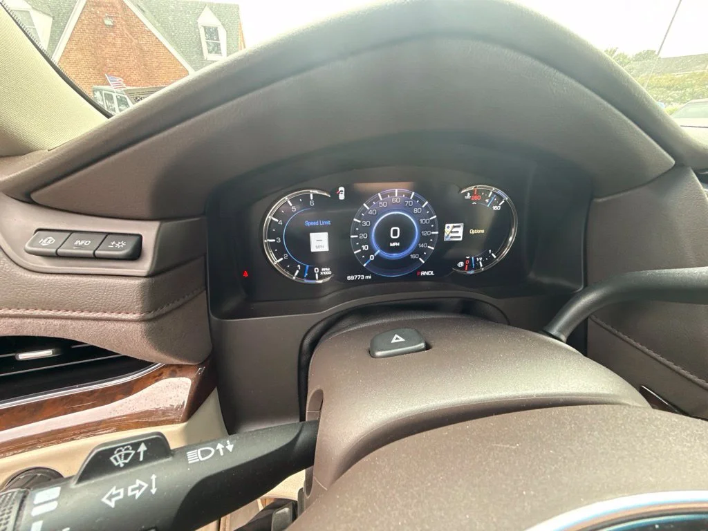 Used 2017 White Cadillac Luxury image 21