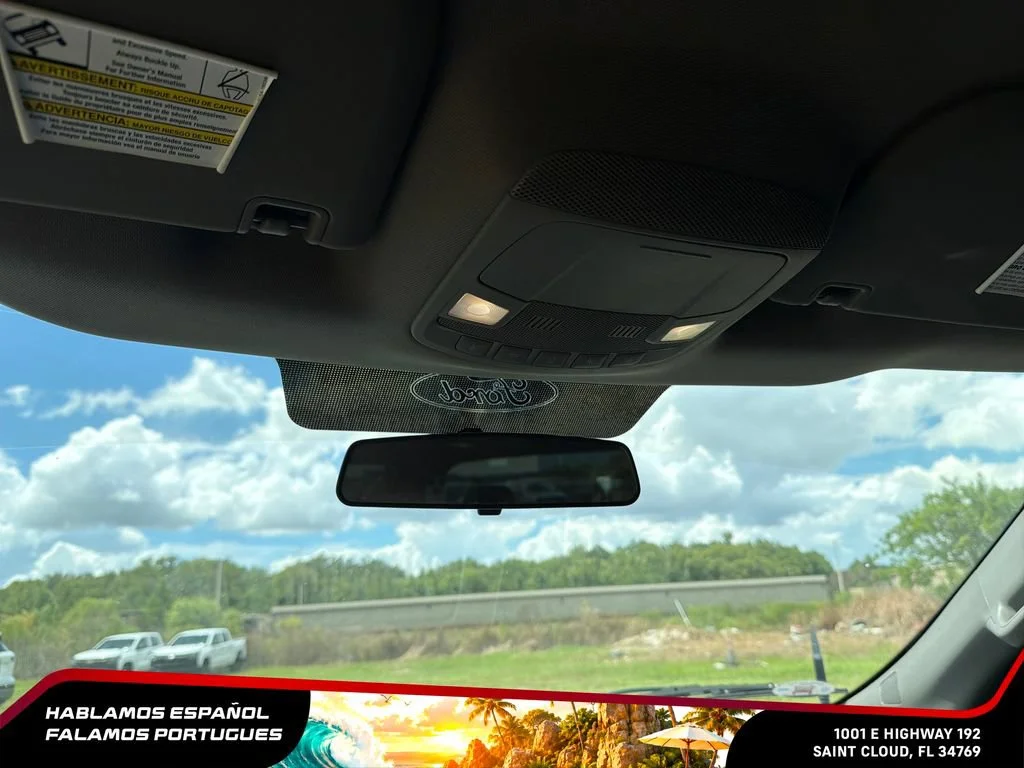 Used 2018 White Ford XL image 21