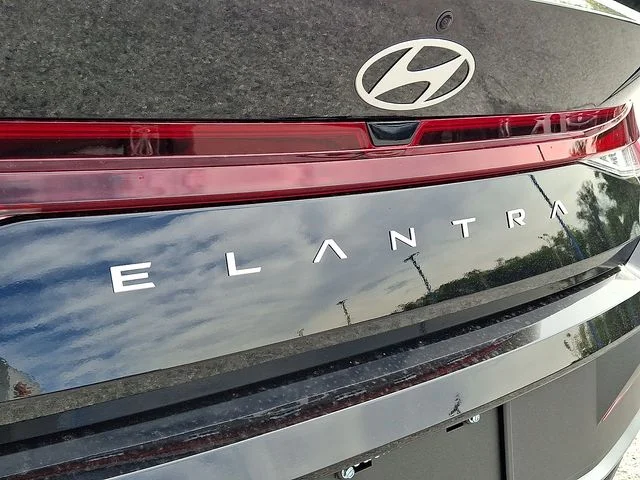 New 2026 Black Hyundai SE image 17