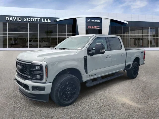 Used 2025 Avalanche Ford XL image 2
