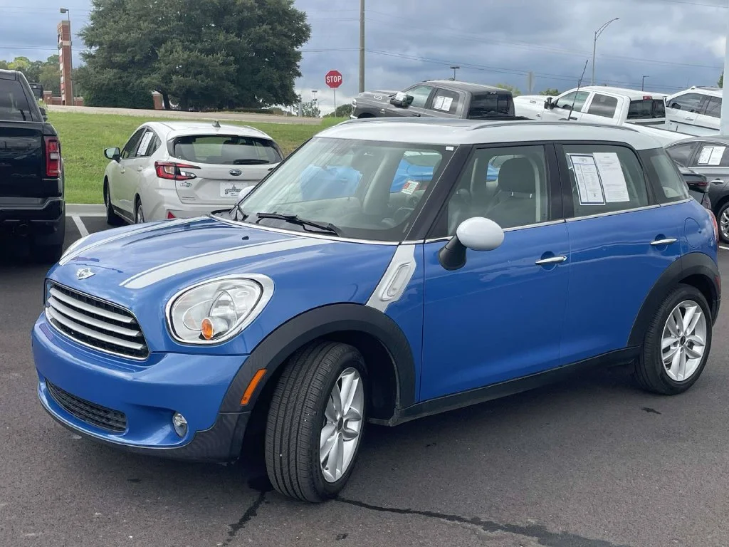 Used 2013 Blue MINI Base image 7