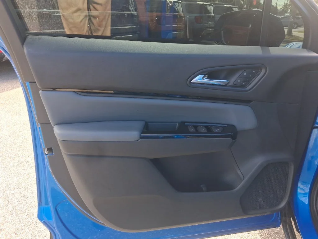 Used 2024  Honda Touring image 24
