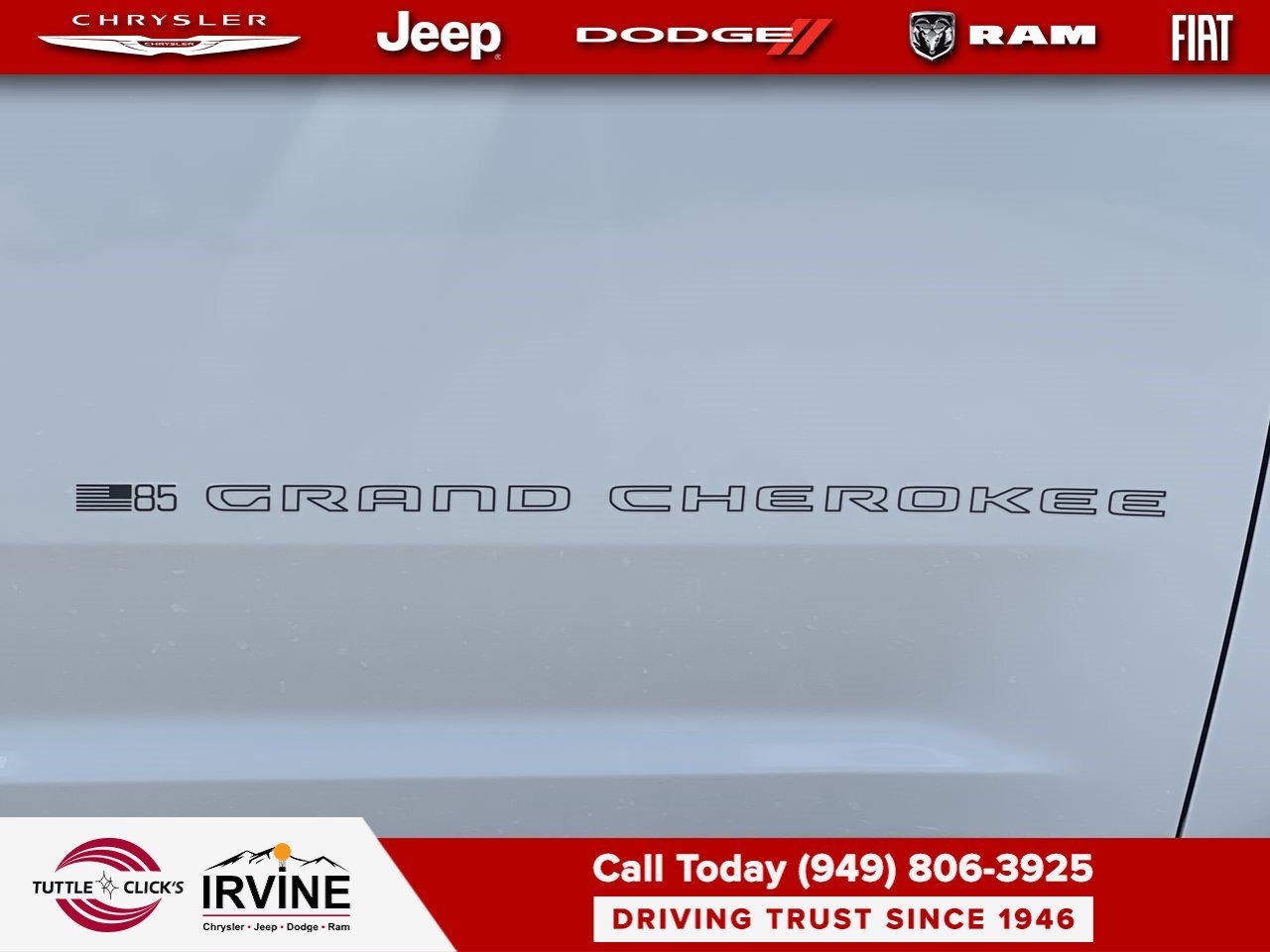 New 2026 Bright White Clear-Coat Exterior Paint Jeep 85th Anniversary Edition image 8