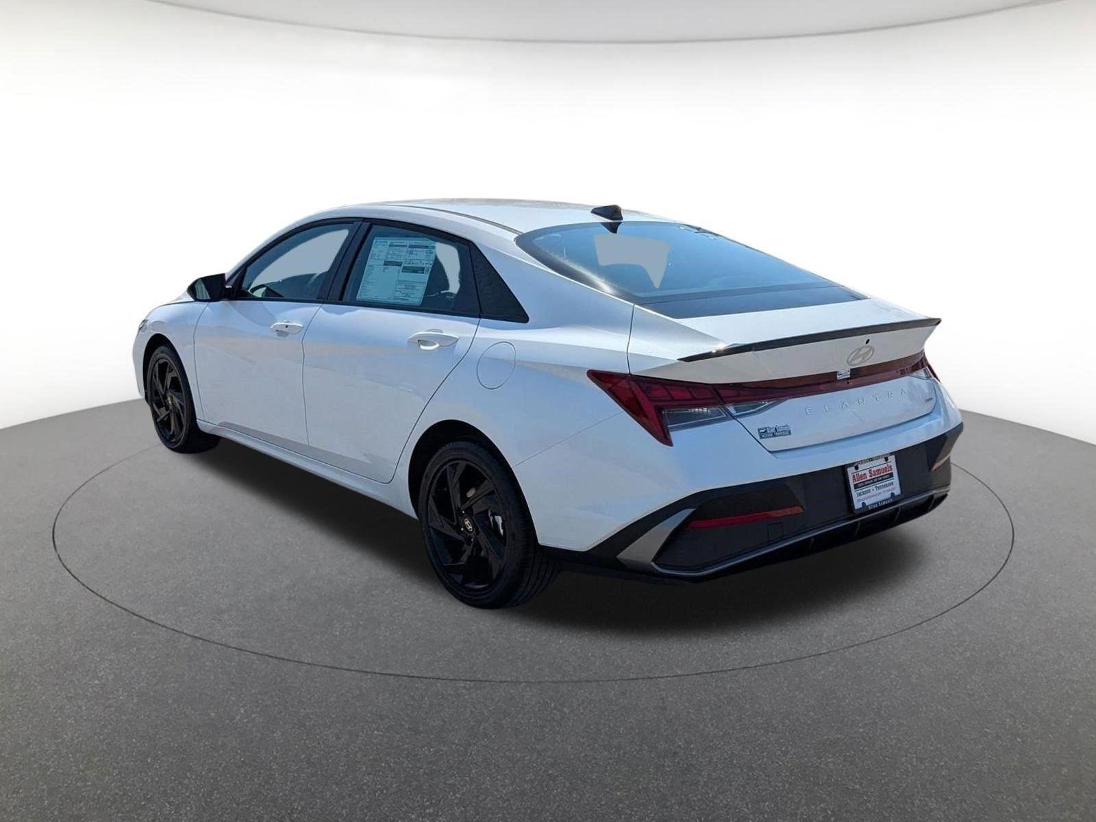 New 2026 Serenity White Hyundai SEL Sport image 5