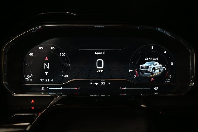 2023 GMC Sierra 1500 SLT - Photo 9