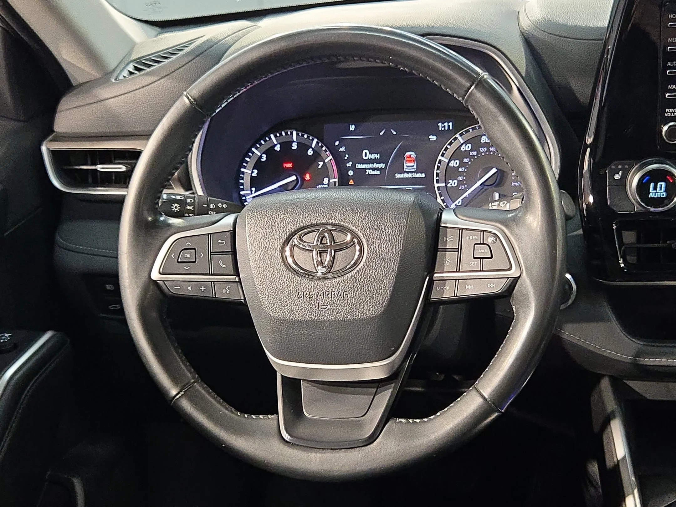 Used 2022 Celestial Silver Metallic Toyota XLE image 27