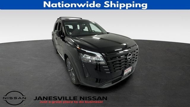 2026 Nissan Pathfinder Platinum 4WD's photo