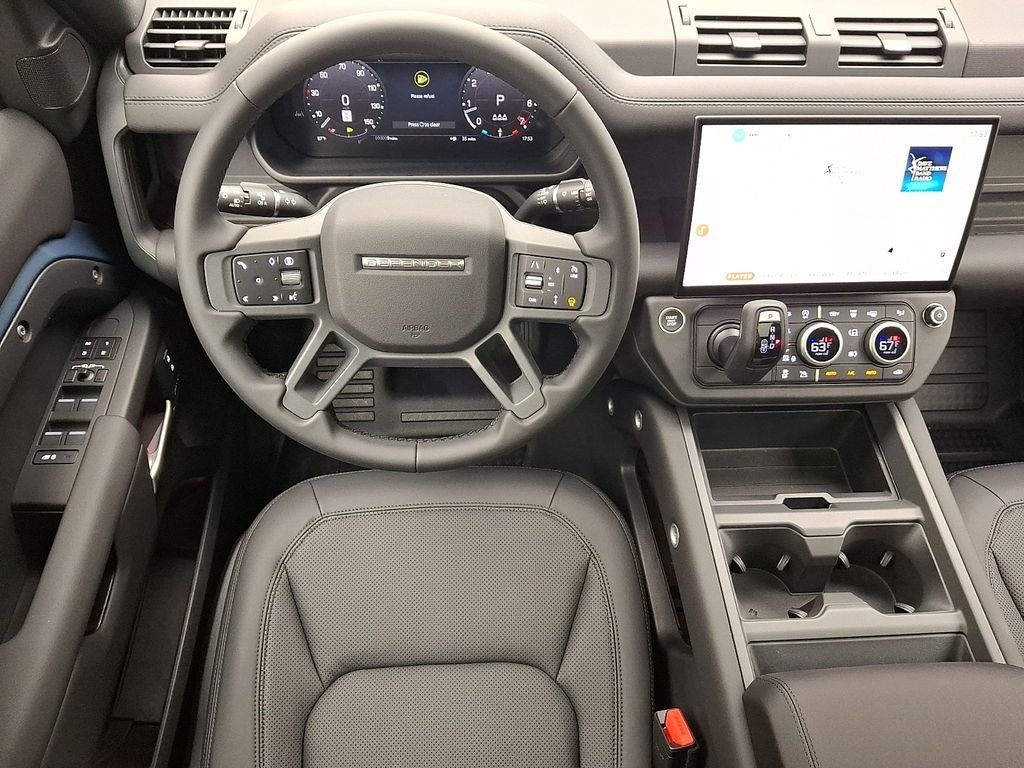 New 2026 Tasman Blue LAND ROVER S image 8
