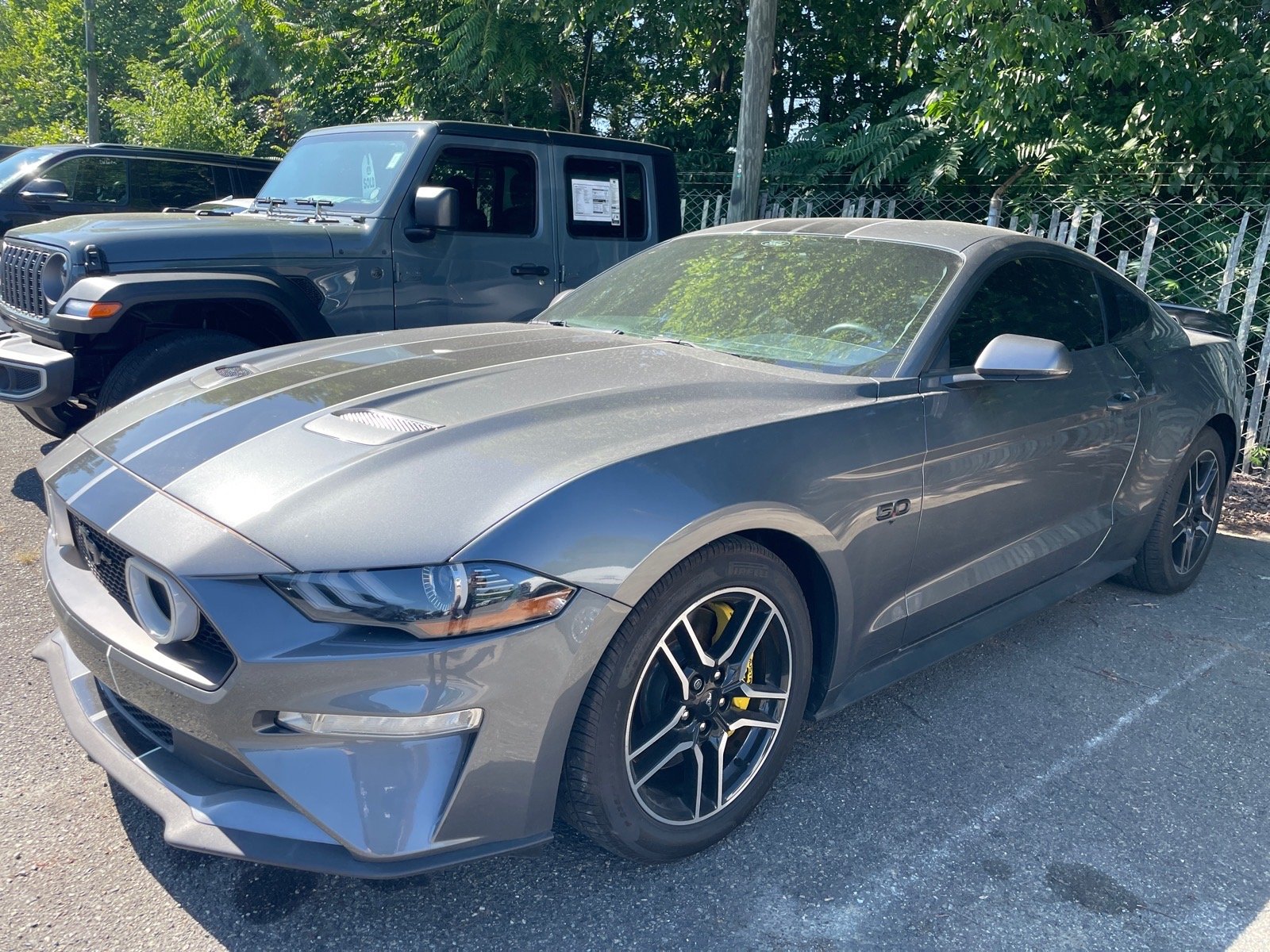 Used 2021 Gray Ford GT Premium image 5