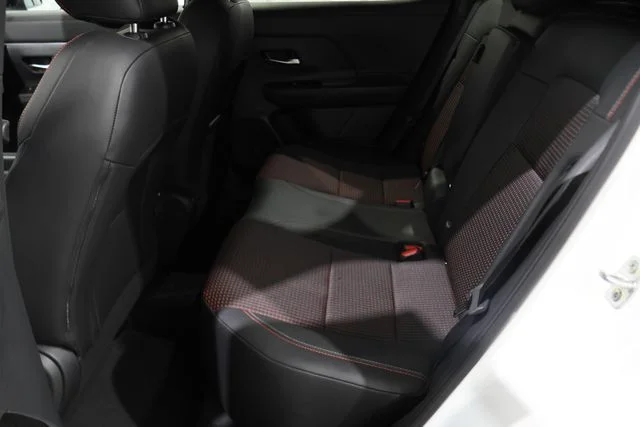 New 2026 Aspen White TriCoat / Super Black Two-tone Nissan SR image 12