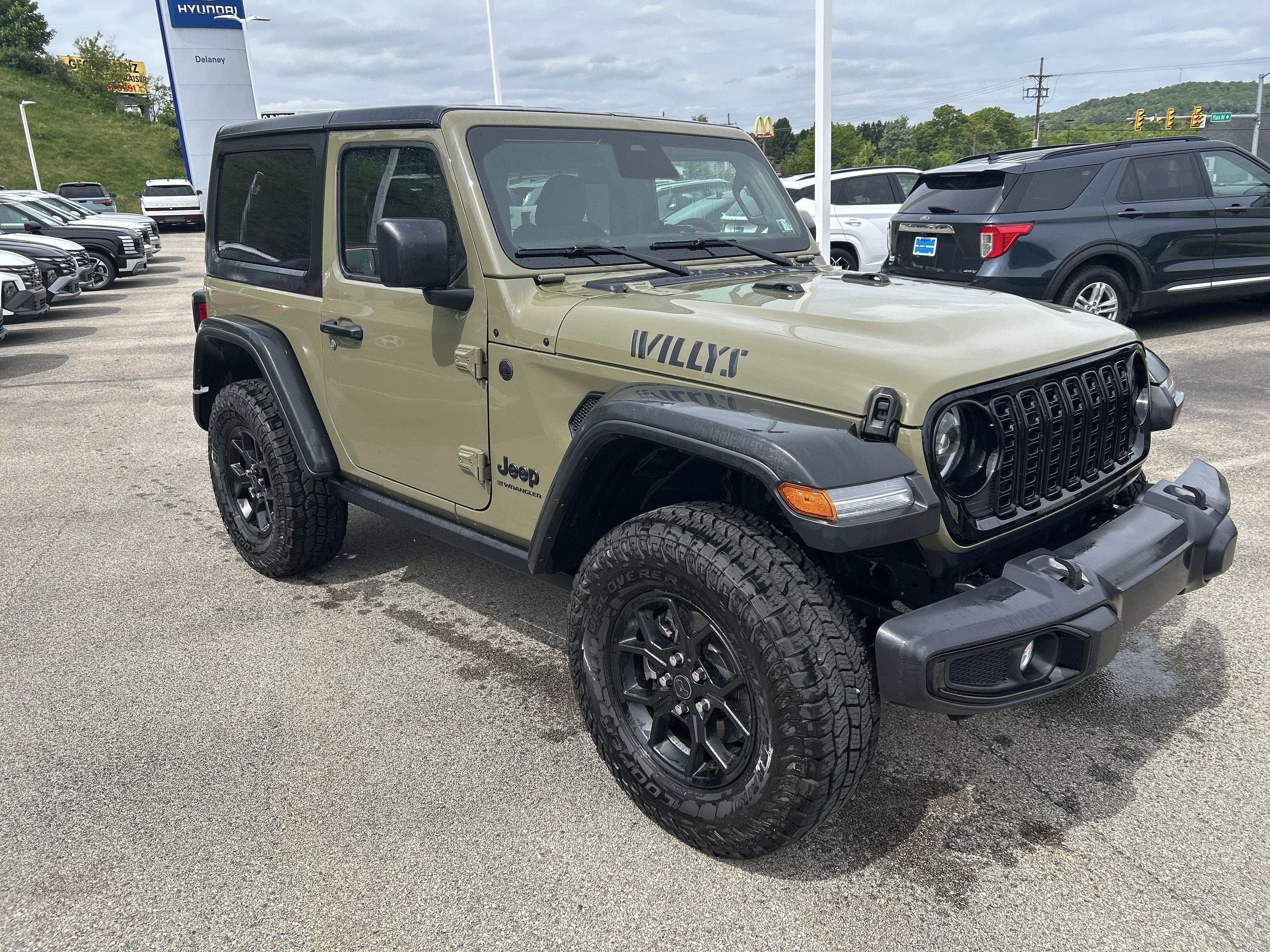 2025 Jeep Wrangler Willys's photo
