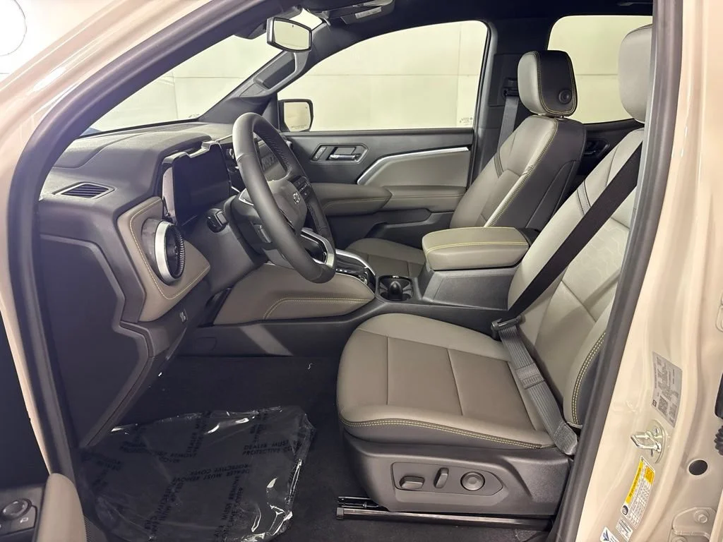 New 2026 White Sands Chevrolet ZR2 image 30