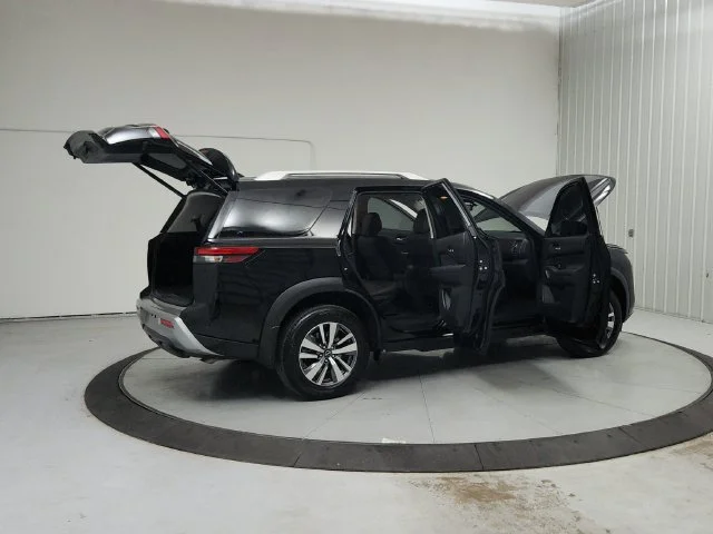 Used 2025 Black Nissan SL image 16