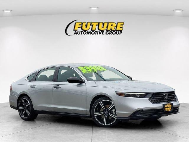 Used 2025  Honda Sport image 1