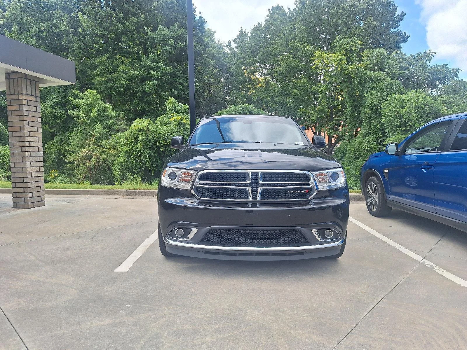 Used 2019 DB Black Clearcoat Dodge SXT Plus image 3