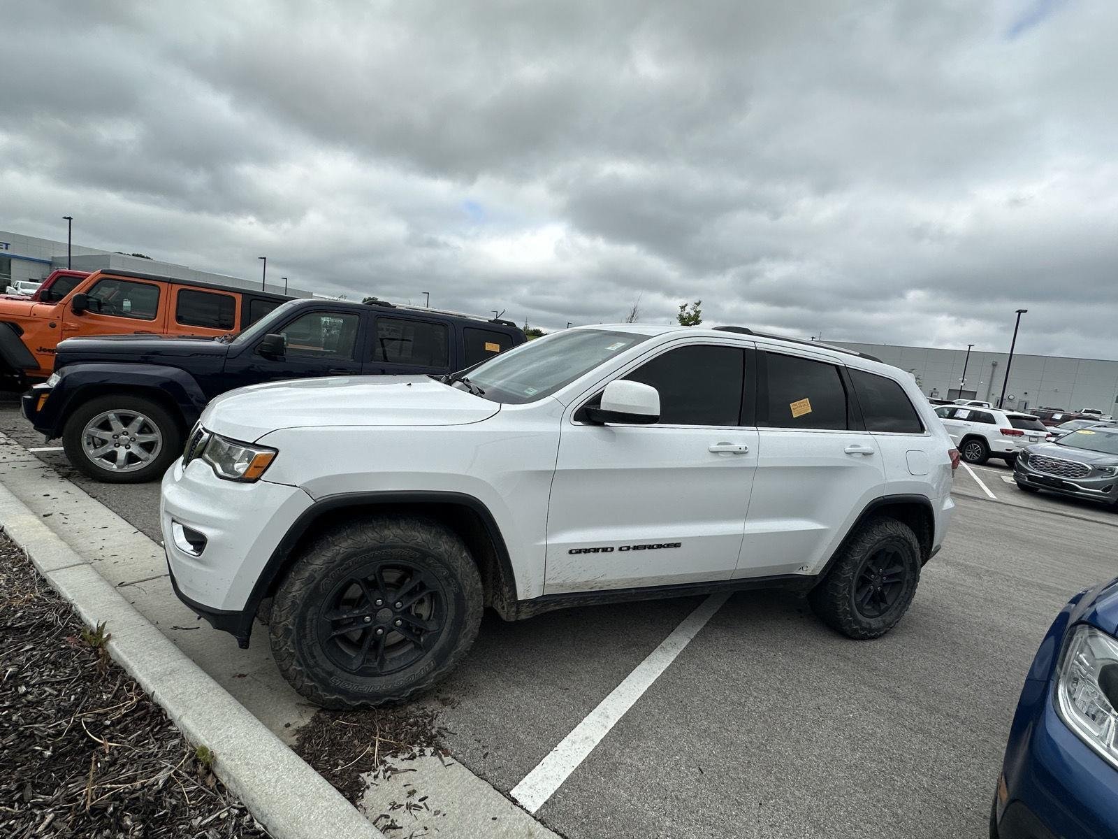 Used 2020 Jeep Grand Cherokee Laredo E with VIN 1C4RJFAG5LC298728 for sale in Kansas City
