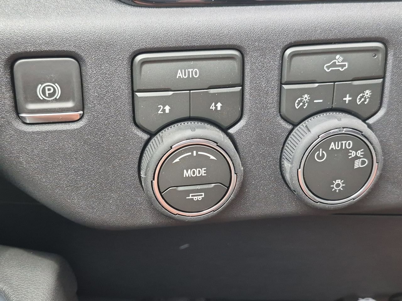 2026 Chevrolet Silverado 1500 LT - Photo 18