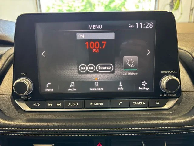 Used 2021 Red Nissan SV image 19