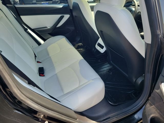 Used 2021 Black Tesla Long Range image 15