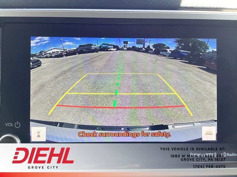 Used 2024 White Toyota SR5 image 37