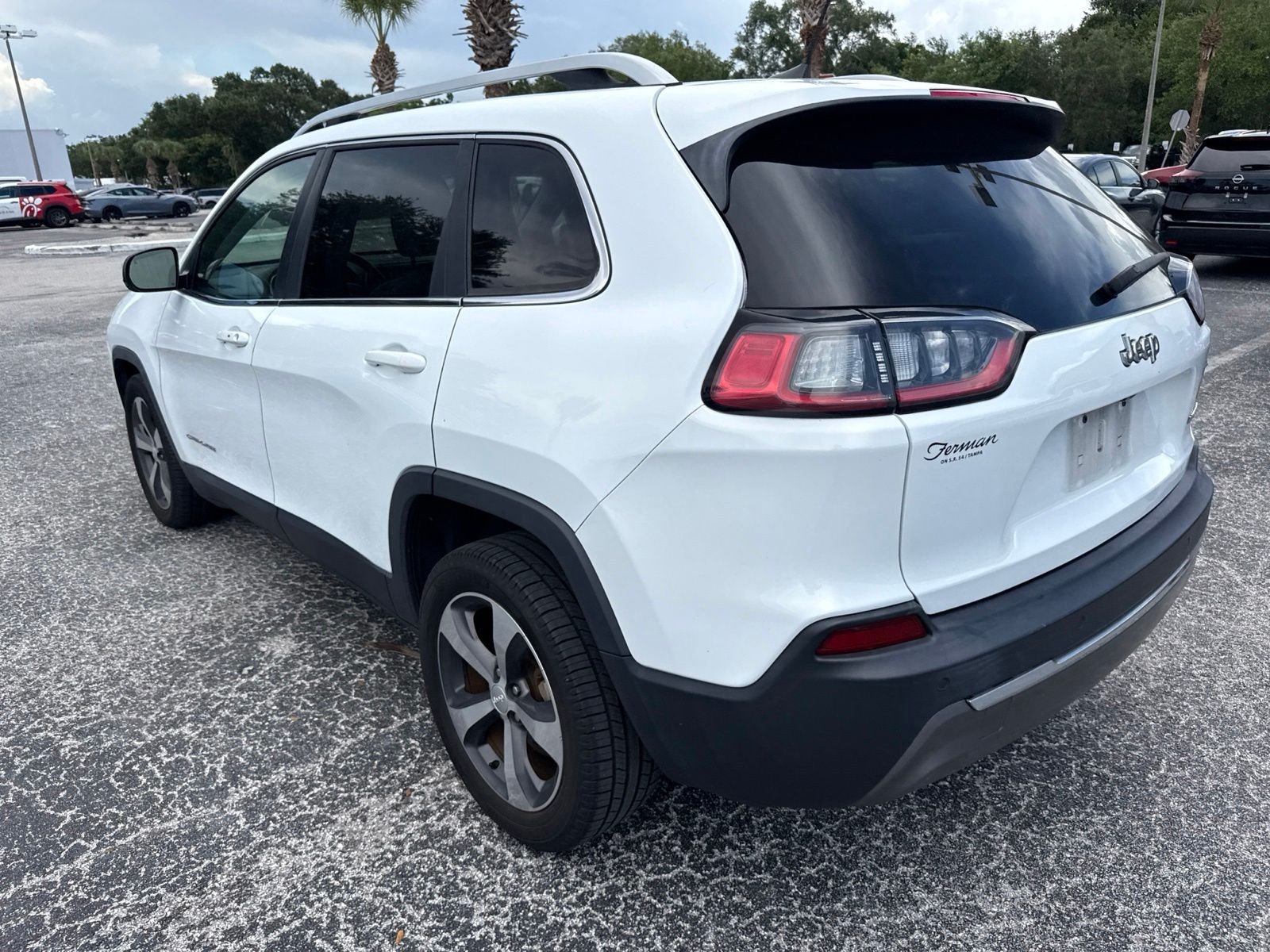 Used 2019 White Jeep Limited image 4