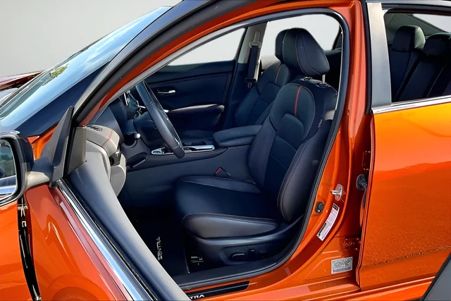 Used 2025 Orange Nissan SR image 19