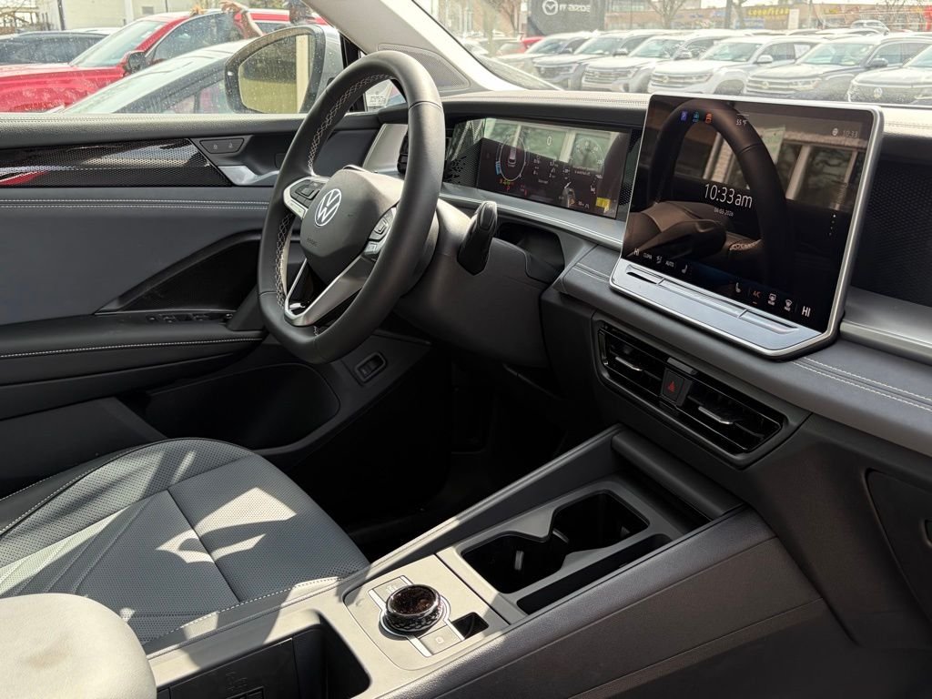 New 2026 Pyrite Silver Metallic Volkswagen 2.0T SE image 15