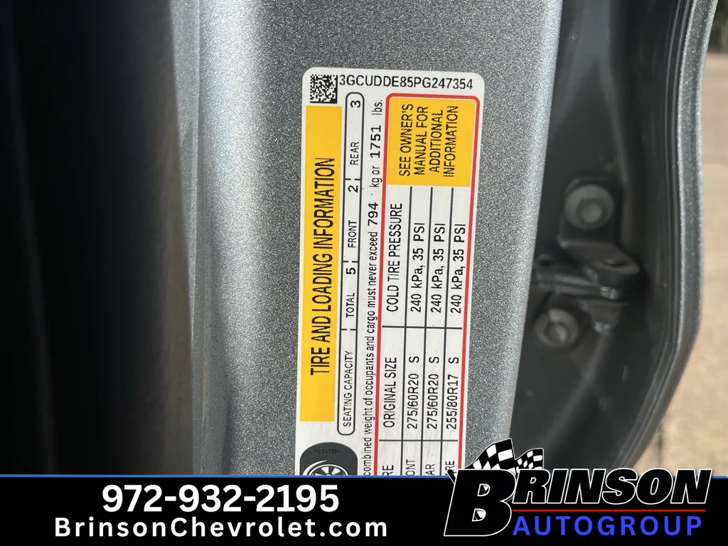 Used 2023 STERLING GRAY METALLIC Chevrolet LT image 17