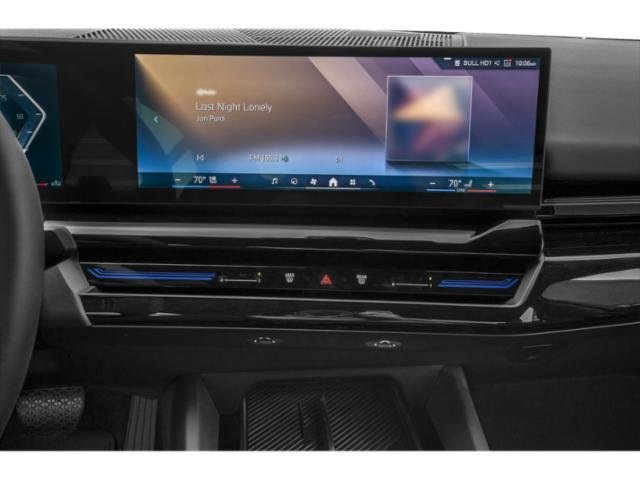 Used 2025 Oxide Gray Metallic BMW 530i image 9