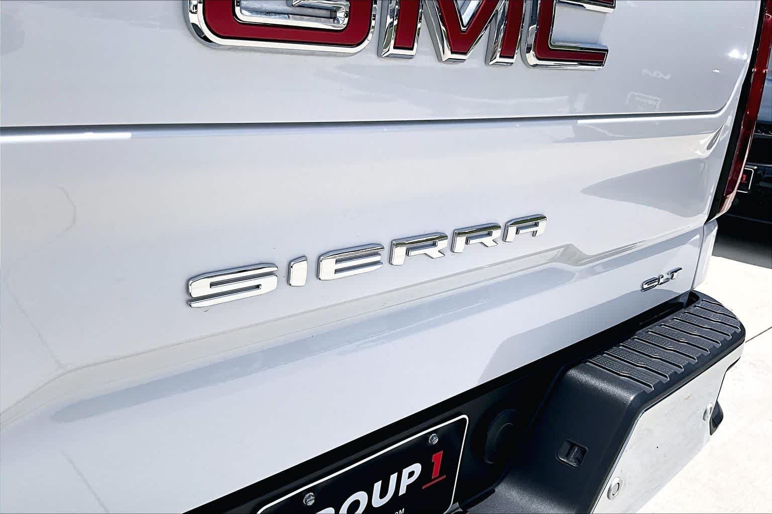 Used 2026 Summit White GMC SLT image 30