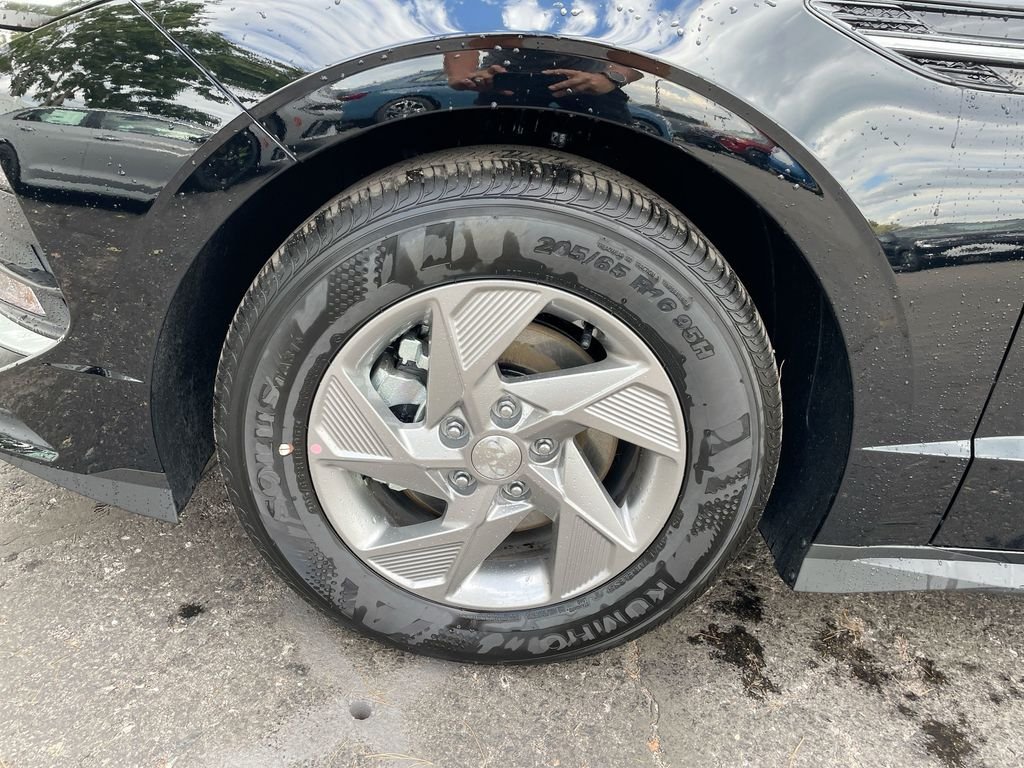 Certified Used 2026 Abyss Black Hyundai SE image 38