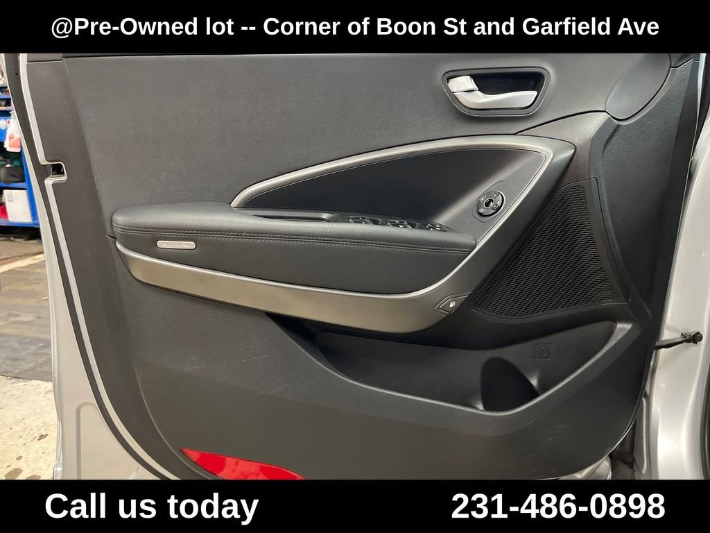 Used 2018 Silver Hyundai 2.0T image 15
