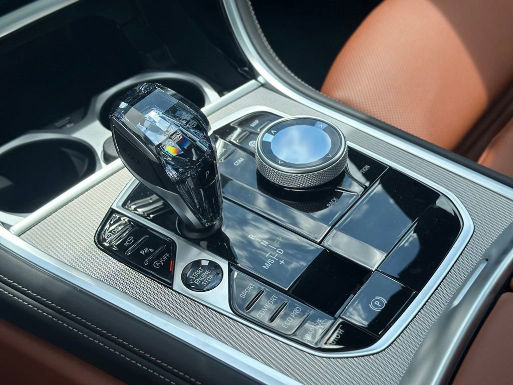 2026 BMW 8 Series 840i - Photo 33