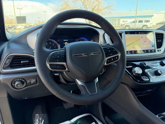 New 2026 White Chrysler Pinnacle image 18