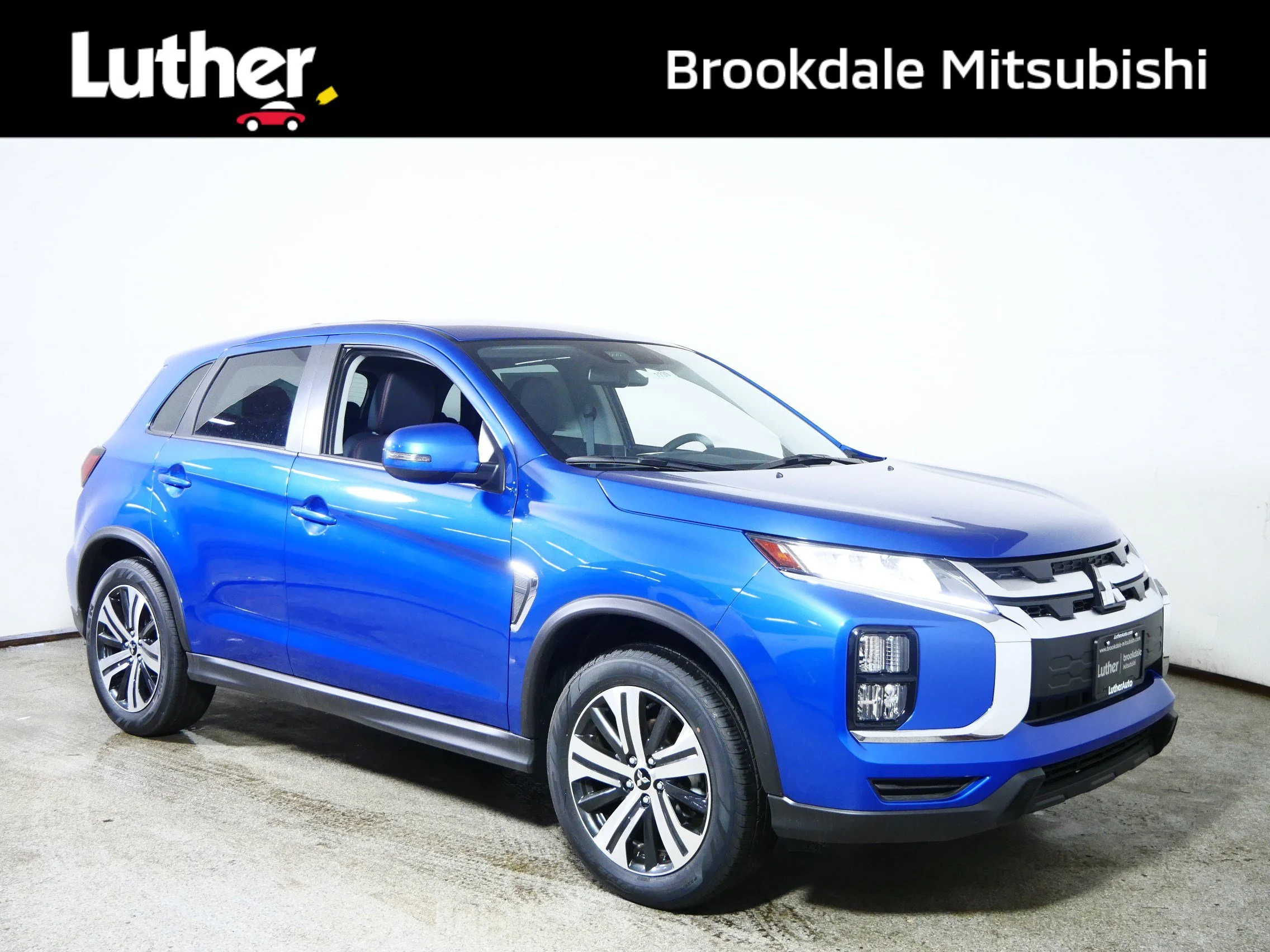 New 2026 Octane Blue Metallic Mitsubishi 2.0 SE image 1