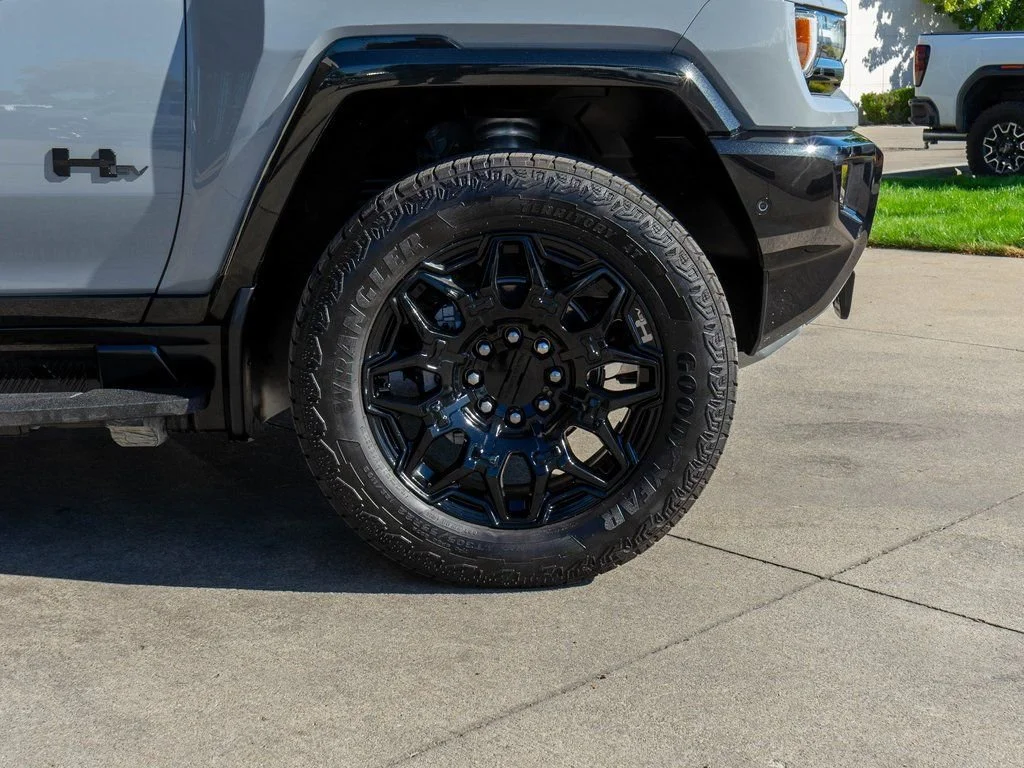 2025 GMC HUMMER EV 3X - Photo 40
