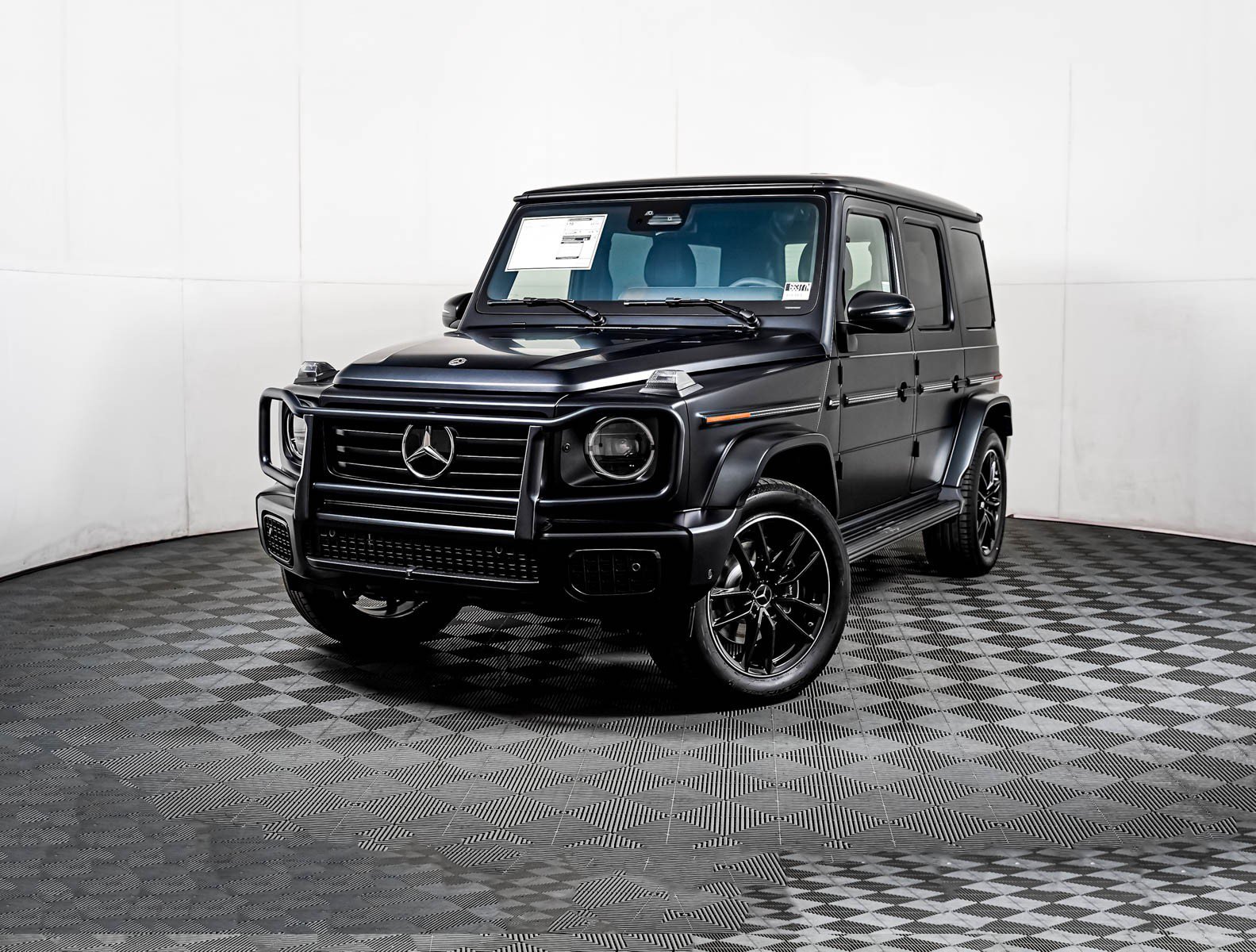 2026 Mercedes-Benz G-Class G 550's photo