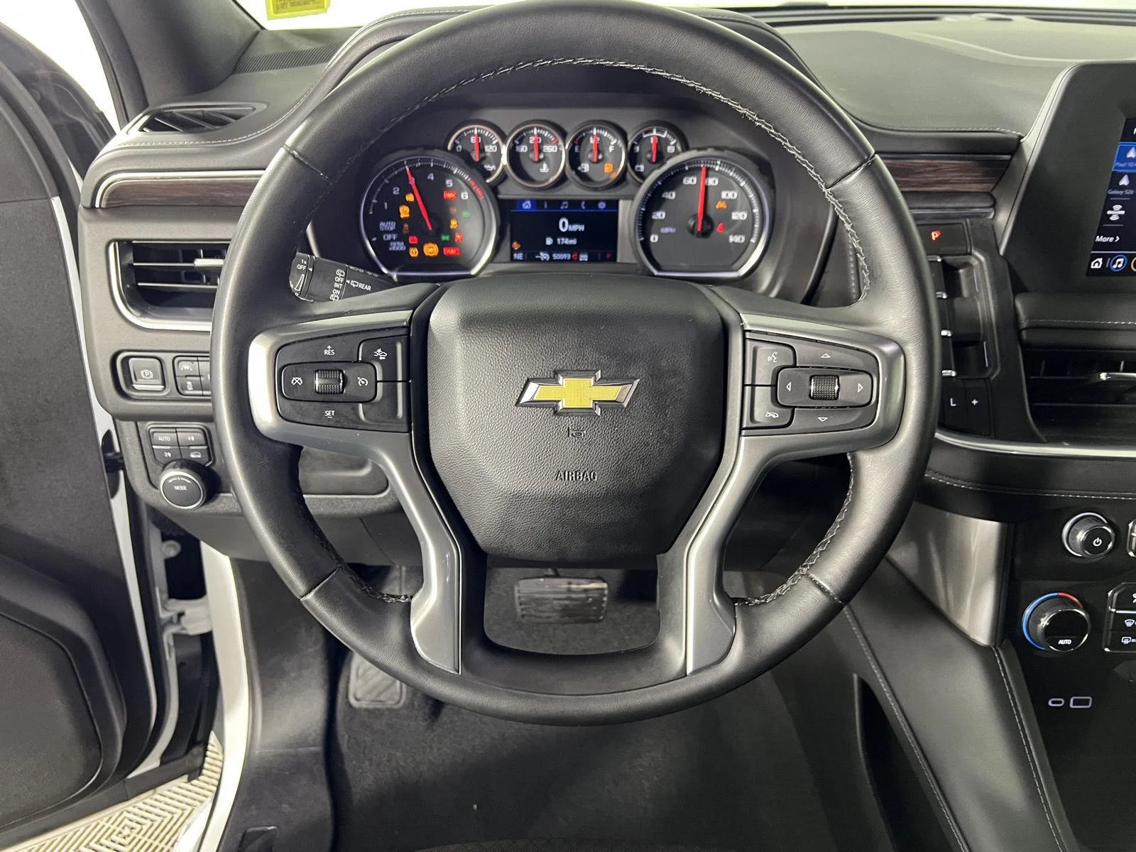 Used 2024 Summit White Chevrolet LS image 36