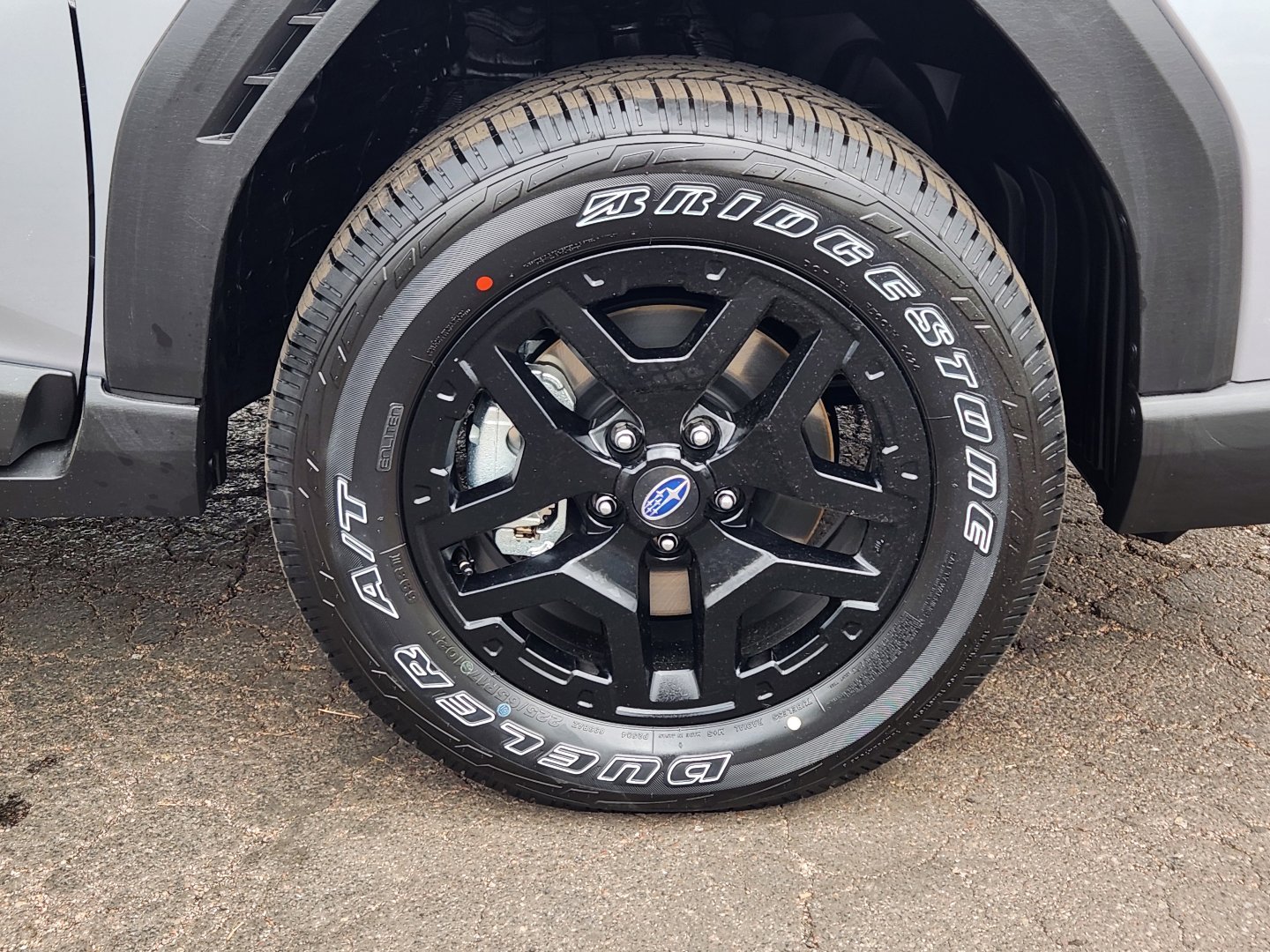 New 2026 ICE SILVER METALLIC Subaru Wilderness image 9