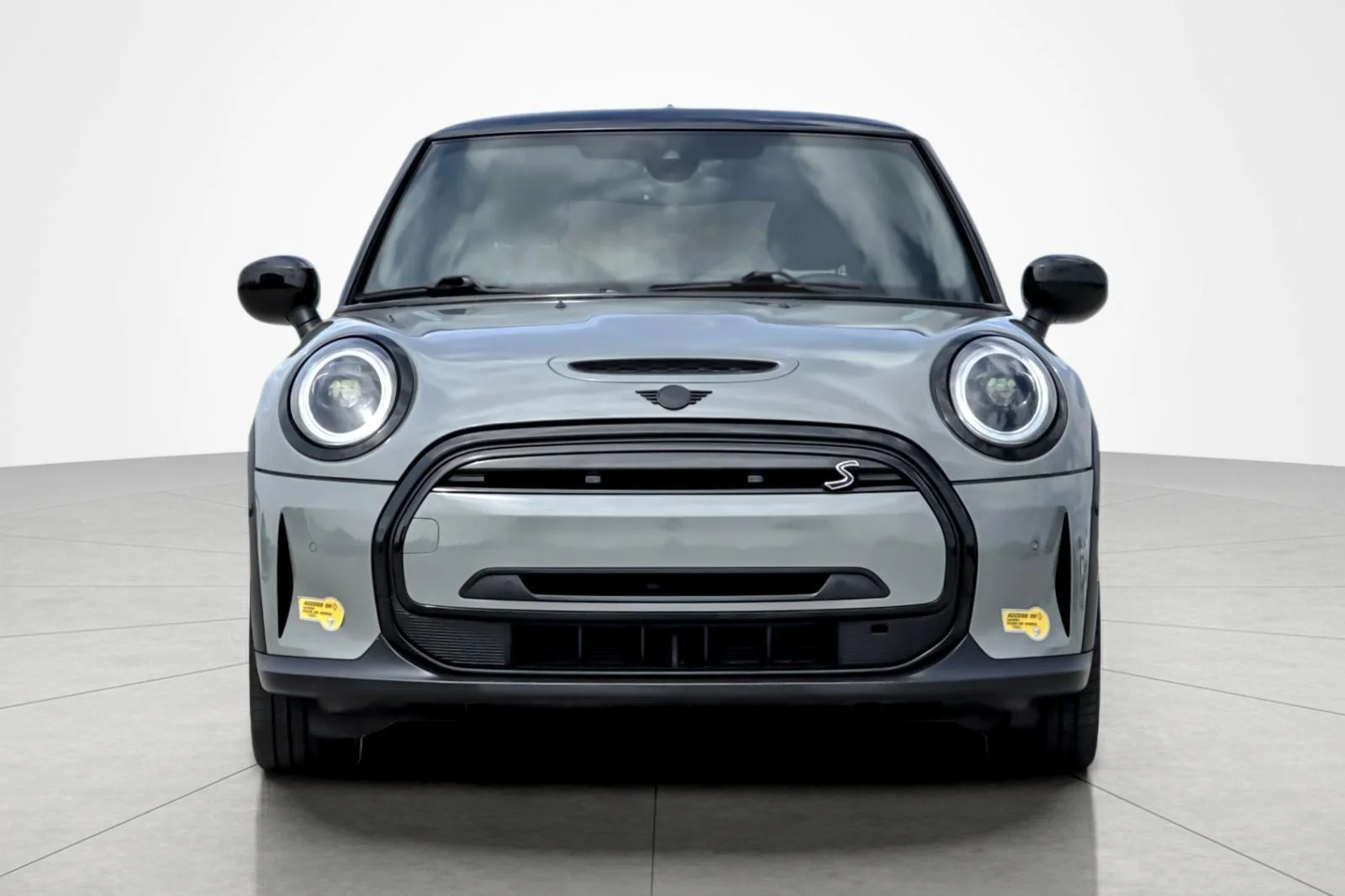 Used 2022 PRECIOUS METAL MINI Cooper SE image 8