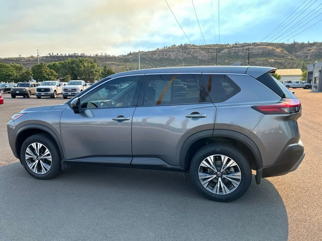 Used 2021 Gun Metallic Nissan SV image 11