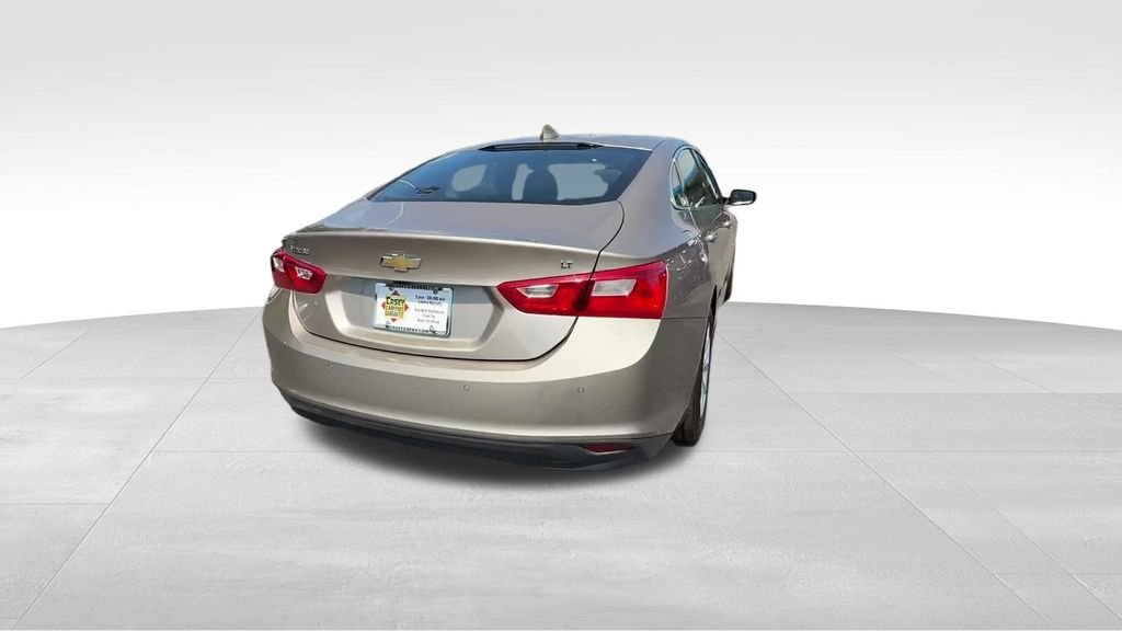 Used 2024 Gray Chevrolet LT image 8