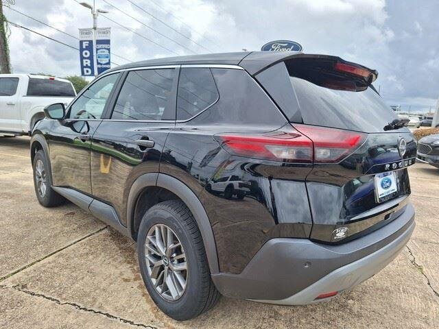 Used 2023 Super Black Nissan S image 3
