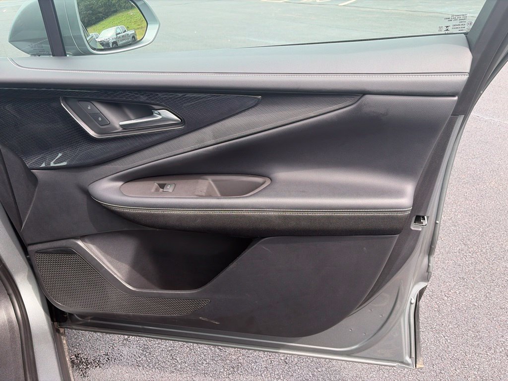 Used 2024 Sterling Gray Metallic Chevrolet LT image 43