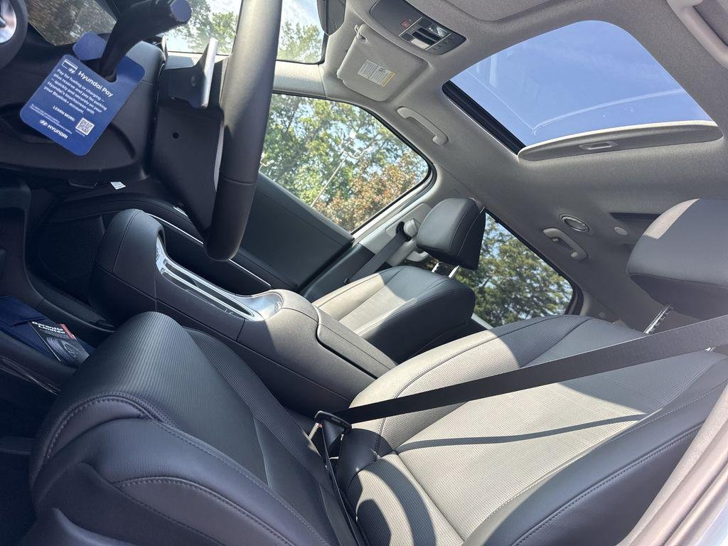 New 2026 Silver Hyundai Limited FWD image 33