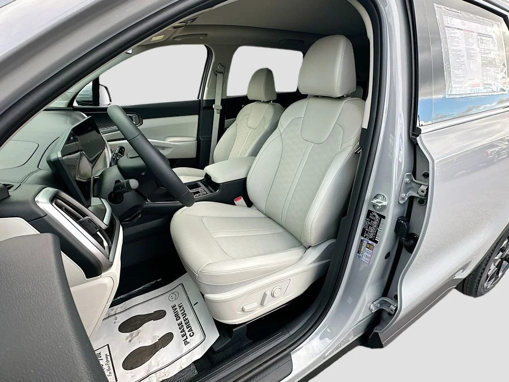New 2026 Wolf Gray Kia EX image 22