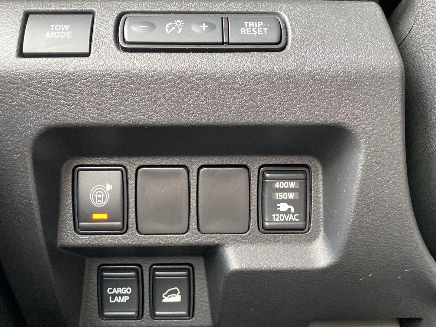 Used 2022 Gun Metallic Nissan SV image 31
