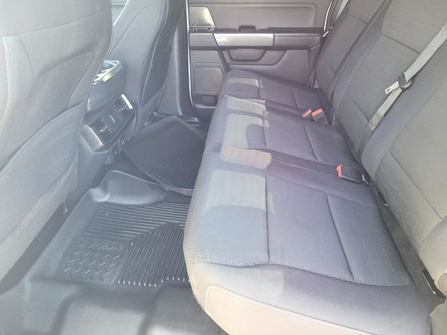 Used 2022  Ford XLT image 12
